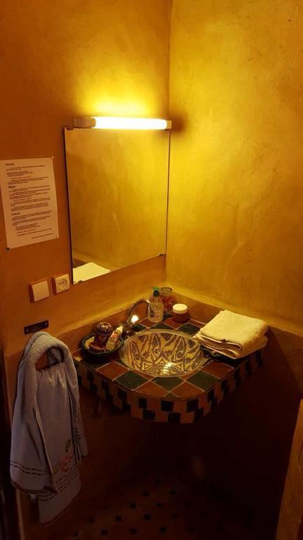 Maison D'Hotes La Tour De Toile 塔鲁丹特 外观 照片